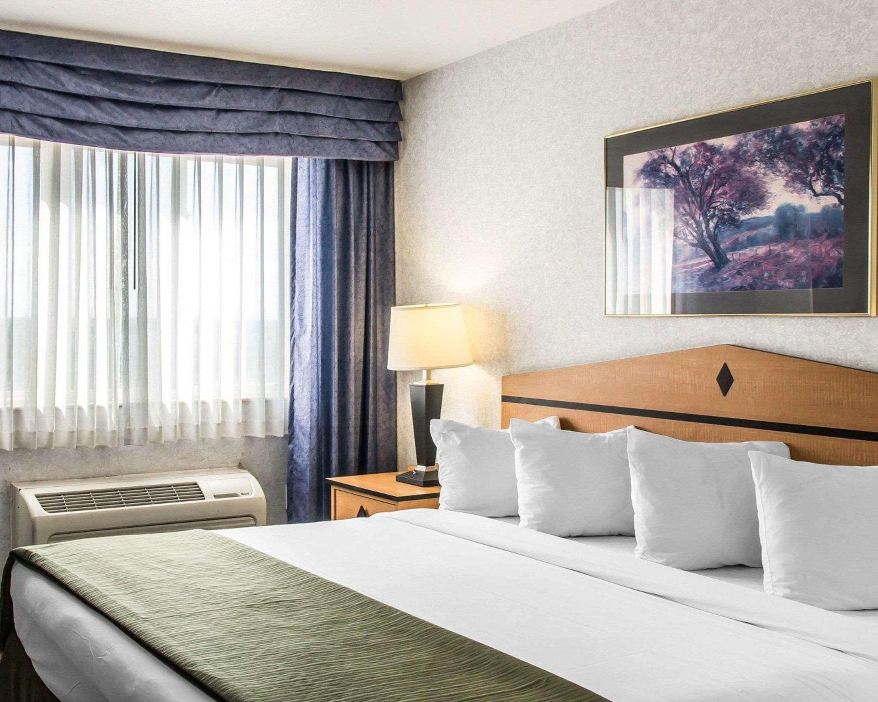 Quality Inn & Suites Denver Airport - Gateway Park Aurora Extérieur photo