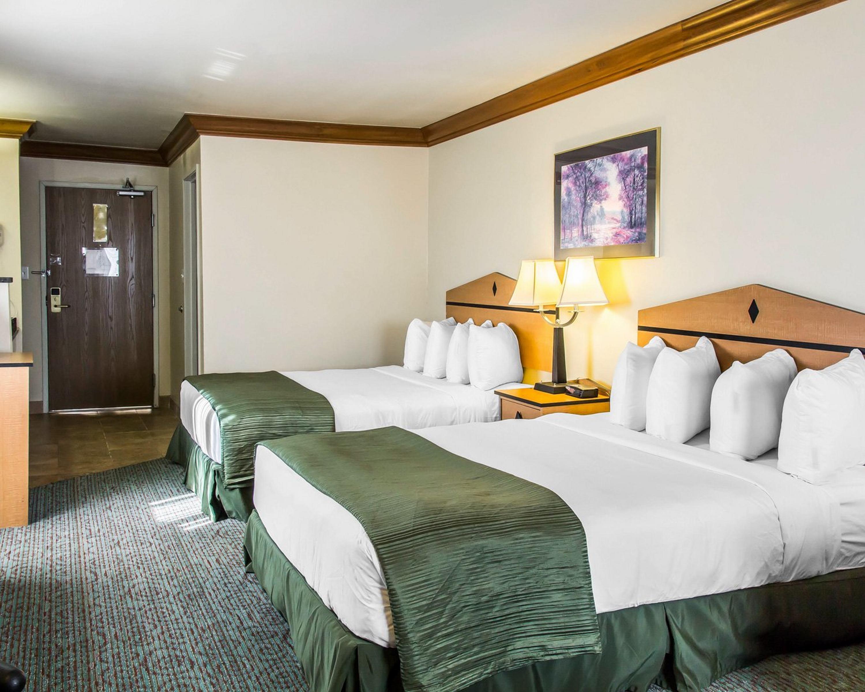 Quality Inn & Suites Denver Airport - Gateway Park Aurora Extérieur photo