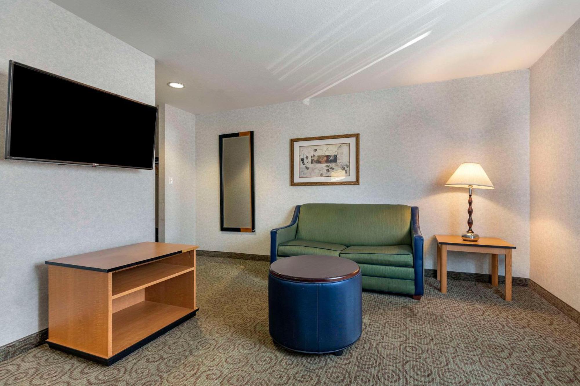 Quality Inn & Suites Denver Airport - Gateway Park Aurora Extérieur photo